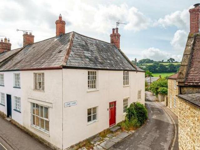 House for sale in Ilminster, Somerset