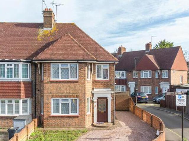 House for sale in Isleworth, Greater London