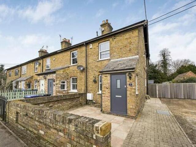 House for sale in Iver