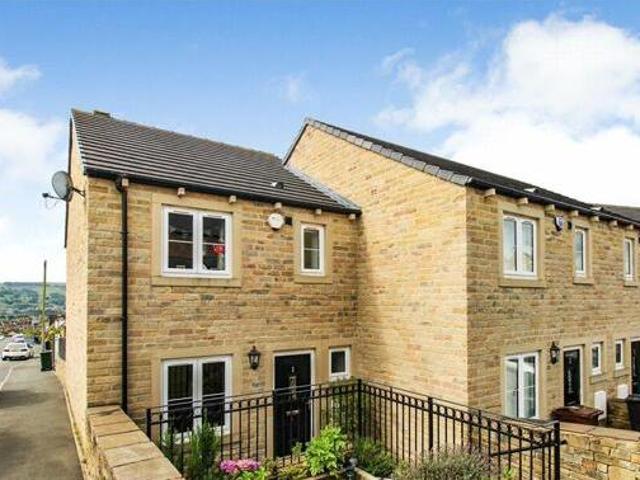 House for sale in Keighley, West Yorkshire