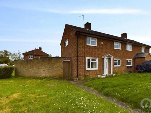 House for sale in Northampton, Northamptonshire