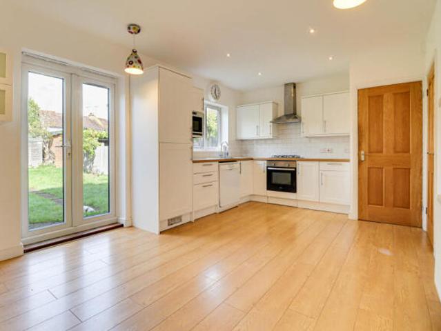 Cottage for sale in Five Acres, Hertfordshire