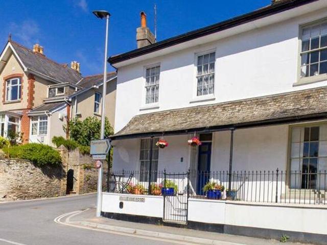 House for sale in Strode, Devon