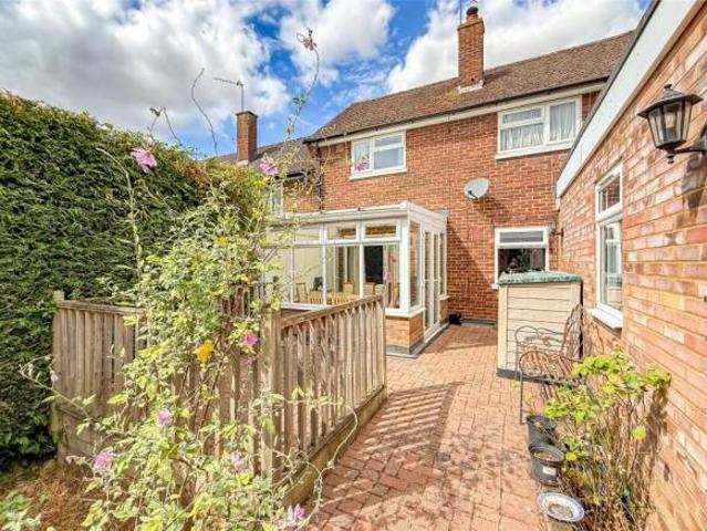 Cottage for sale in St Albans, Five Acres