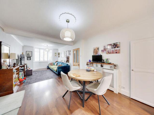 Cottage for sale in Orpington, Greater London