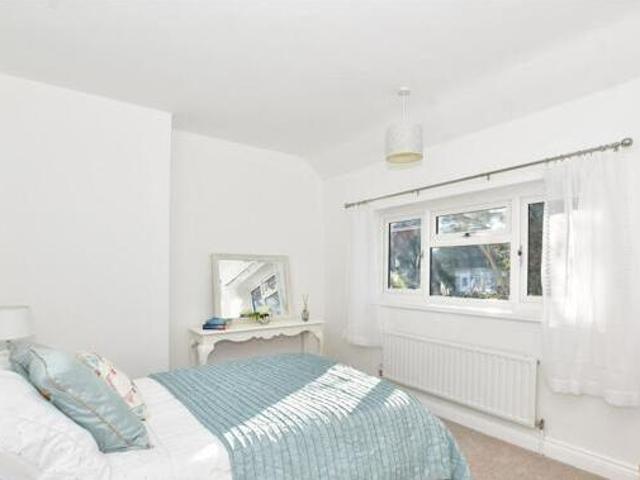 House for sale in Pachesham Park, Surrey