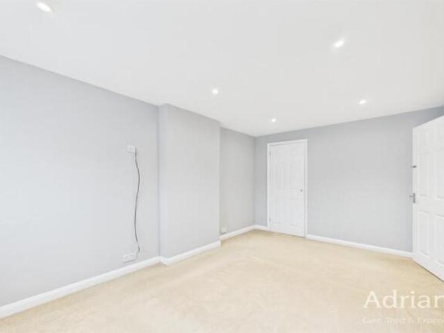 Cottage for sale in Tile Kiln, Chelmsford