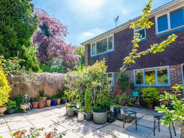 House for sale in Bolton Low Houses, Hampshire