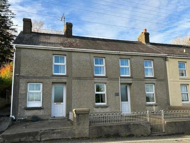 House for sale in Llanybydder, Wales