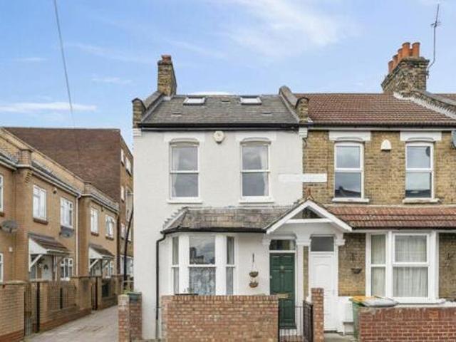 House for sale in City of London, Greater London