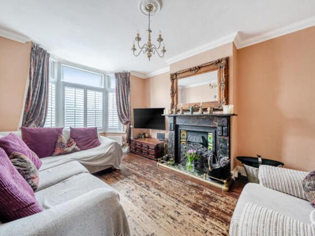 Cottage for sale in Sittingbourne, Swale