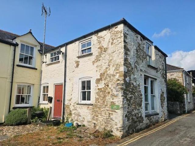 House for sale in Lostwithiel, Cornwall