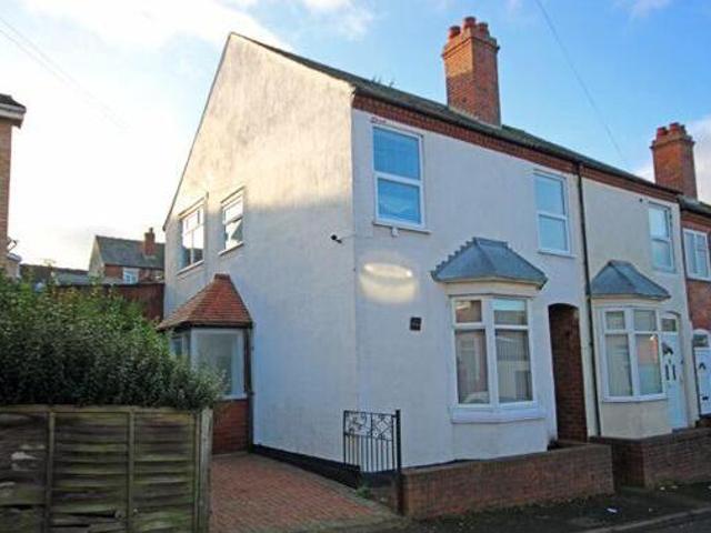 House for sale in Stourbridge, West Midlands