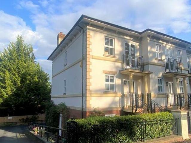 House for sale in City of London, Greater London