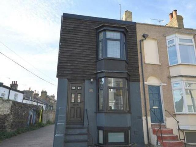 House for sale in Cliftonville West, Acol
