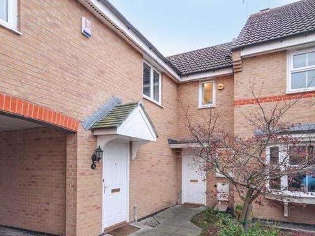 House for sale in Froggatt, East Midlands