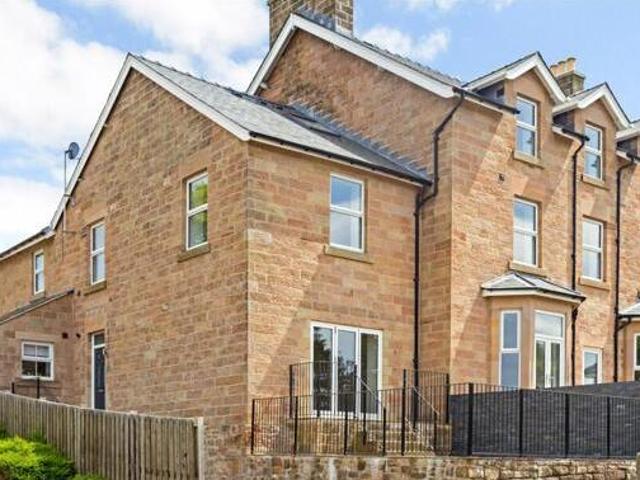 House for sale in Froggatt, East Midlands