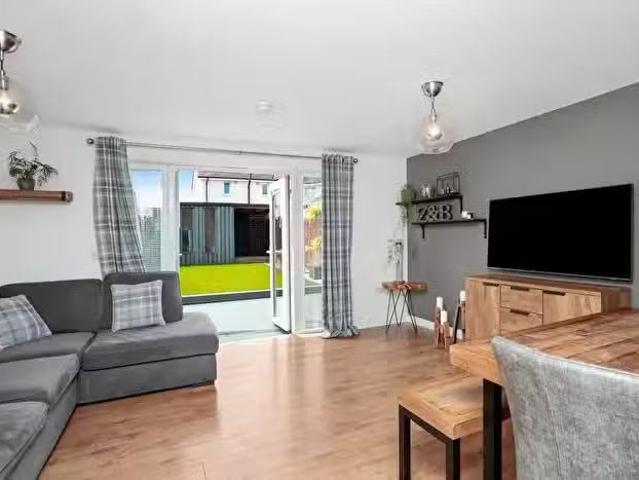 House for sale in Loanhead