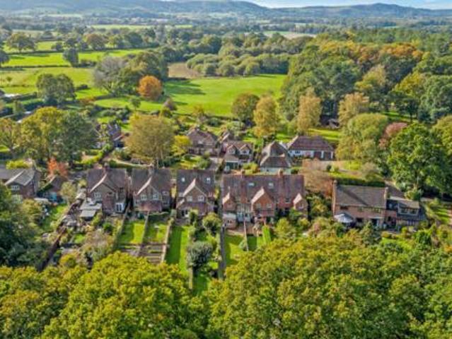 House for sale in Littlecote, West Sussex