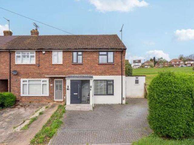 House for sale in Moneyhill, Batchworth