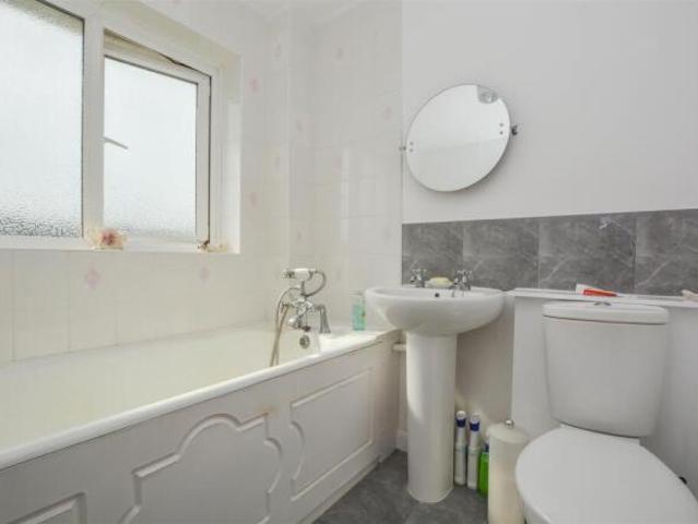 Cottage for sale in Pilgrims' Hatch, Navestock Side