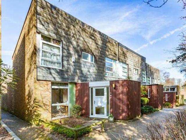 House for sale in Lyons, Greater London