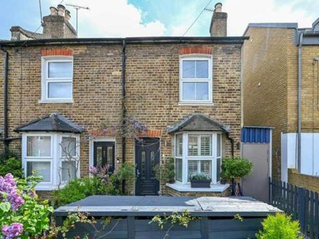 House for sale in New Malden, Greater London
