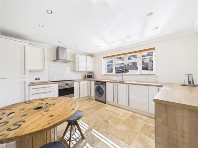 Cottage for sale in Feckenham, City Of Bristol