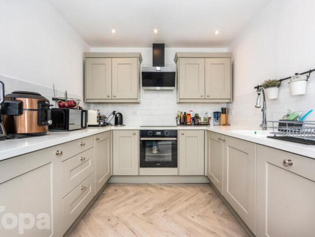 Cottage for sale in Monks Orchard, Kent