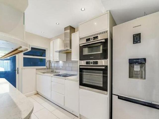 House for sale in Epping