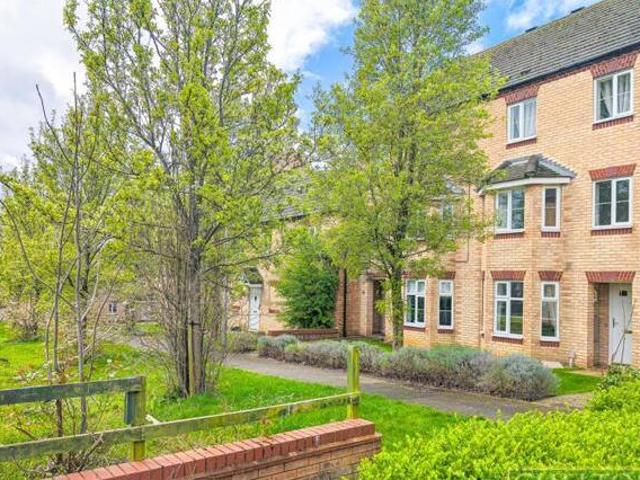 House for sale in Northampton, Northamptonshire