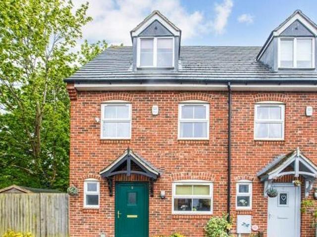 House for sale in Northampton, Northamptonshire