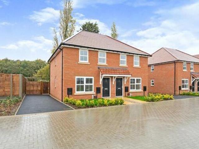 House for sale in Heartsease, East Bank