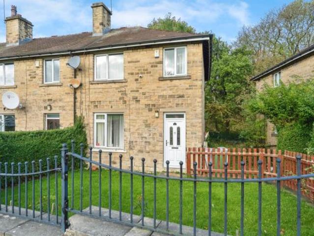 Cottage for sale in Huddersfield, West Yorkshire