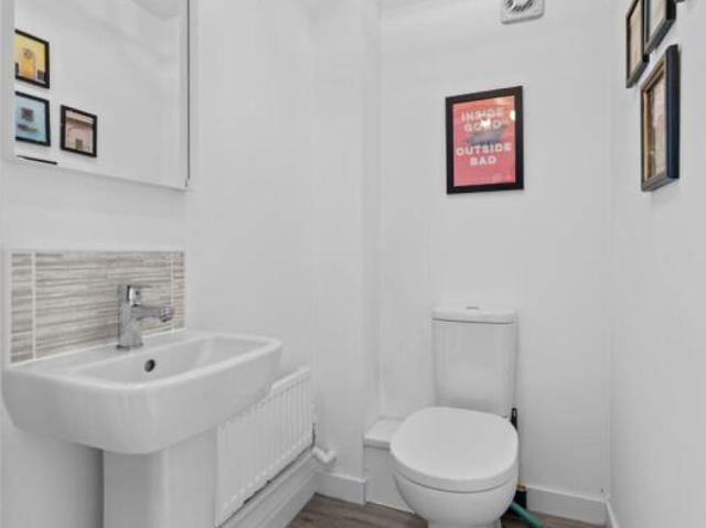 Cottage for sale in Green Close, Warwickshire