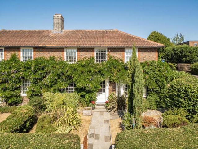 Farm for sale in Barton Stacey, Hampshire