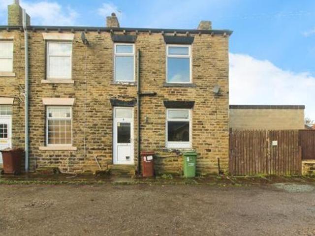 House for sale in Ossett, West Yorkshire