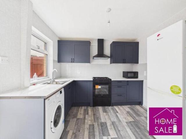 Cottage for sale in Northampton, Northamptonshire