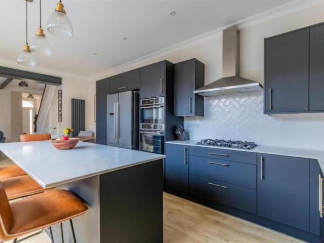 Cottage for sale in Llandaff, Wales