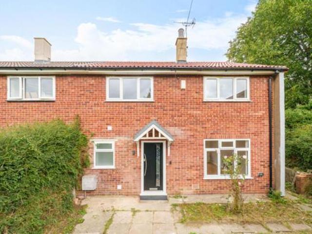 House for sale in Swindon