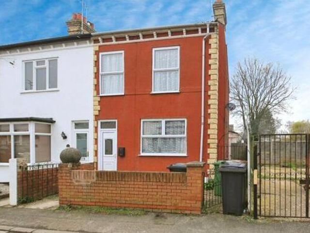House for sale in Hampton Green, Cambridgeshire
