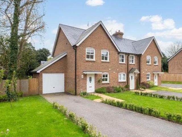 House for sale in Littlecote, West Sussex