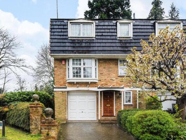 House for sale in Pinner, Greater London