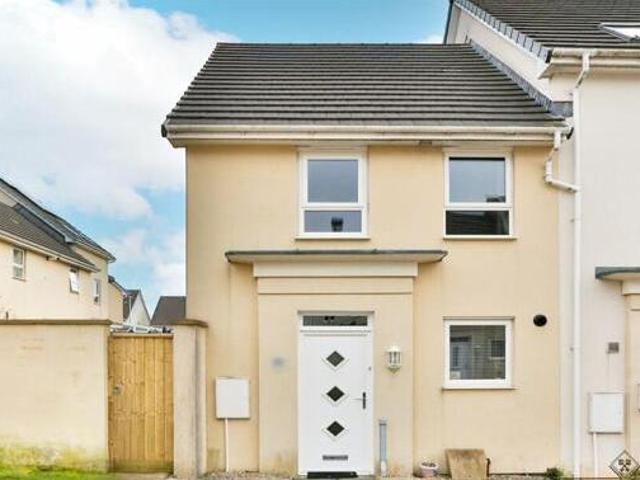 House for sale in Follaton, Strode