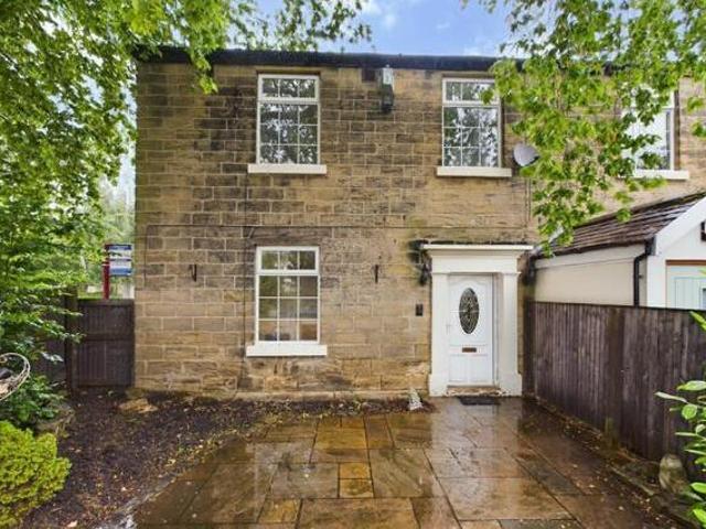 House for sale in Pontefract, West Yorkshire