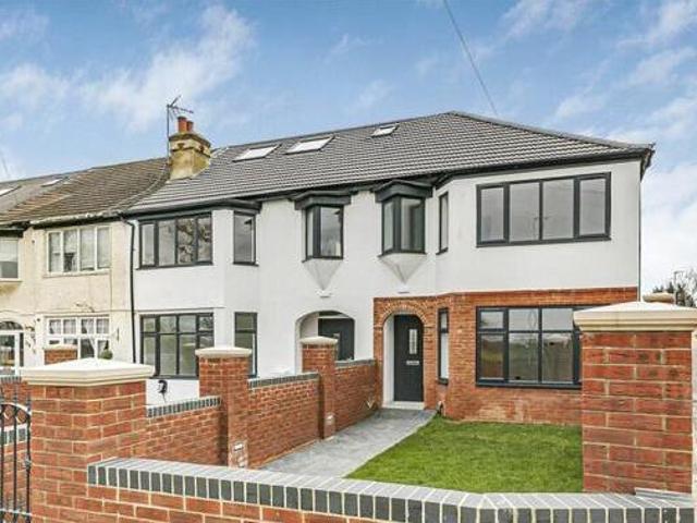 House for sale in Potters Bar, Hertsmere