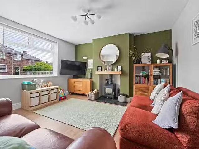 House for sale in Pulford