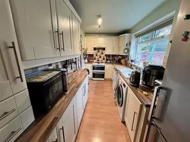 House for sale in Wentbridge
