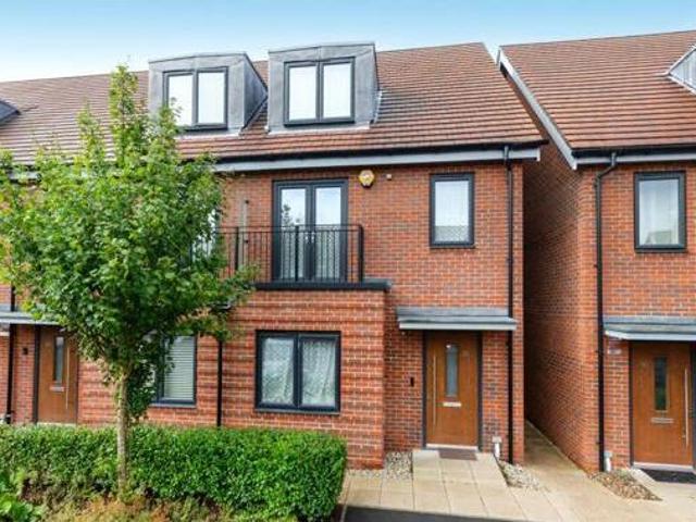House for sale in Reading
