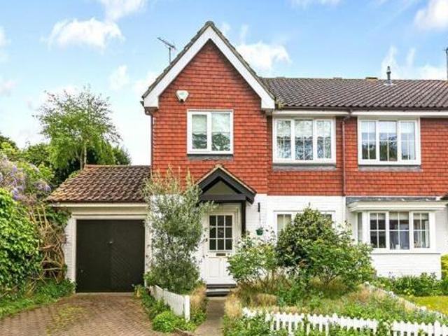 House for sale in Deepcut, Surrey